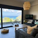 Apartamento Petra Residences In *